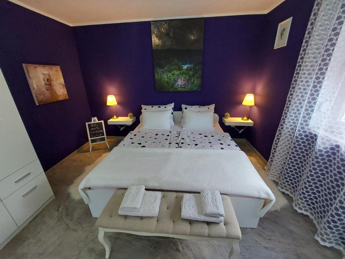 Studio Apartman Marta Кореница Екстериор снимка